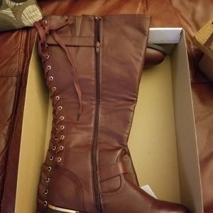 Cloud Walkers Boots size 11